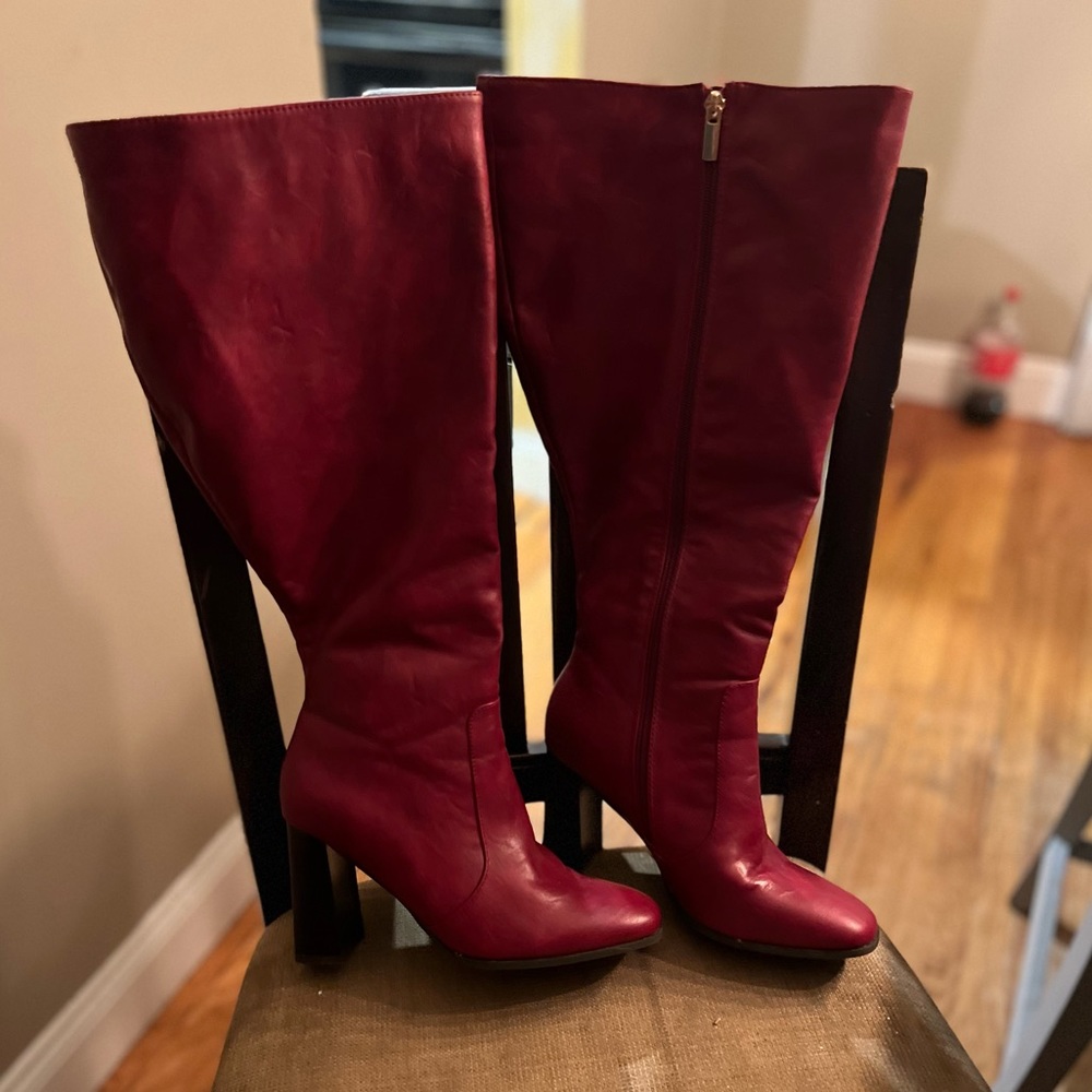 Women's Tall Wine Red Heeled Leather Boots with Side Zip